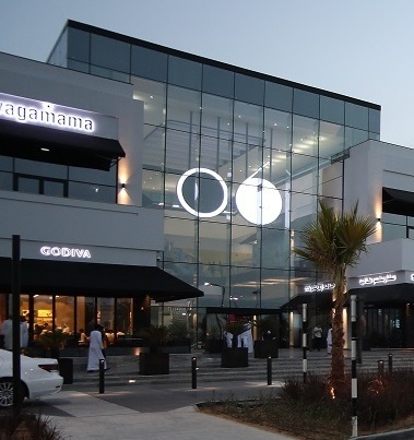 <span style="font-weight: bold;">
						Jurvina Mall - </span><span style="font-style: italic;">Facade Design</span>